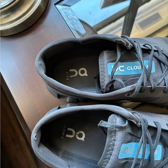 Good Used Condition- On Running Men's Gray Athletic Shoes - Picture 4 of 14